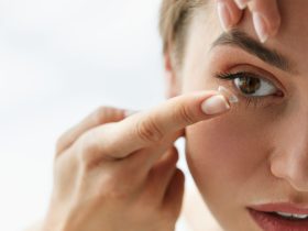 dry eyes with contacts
