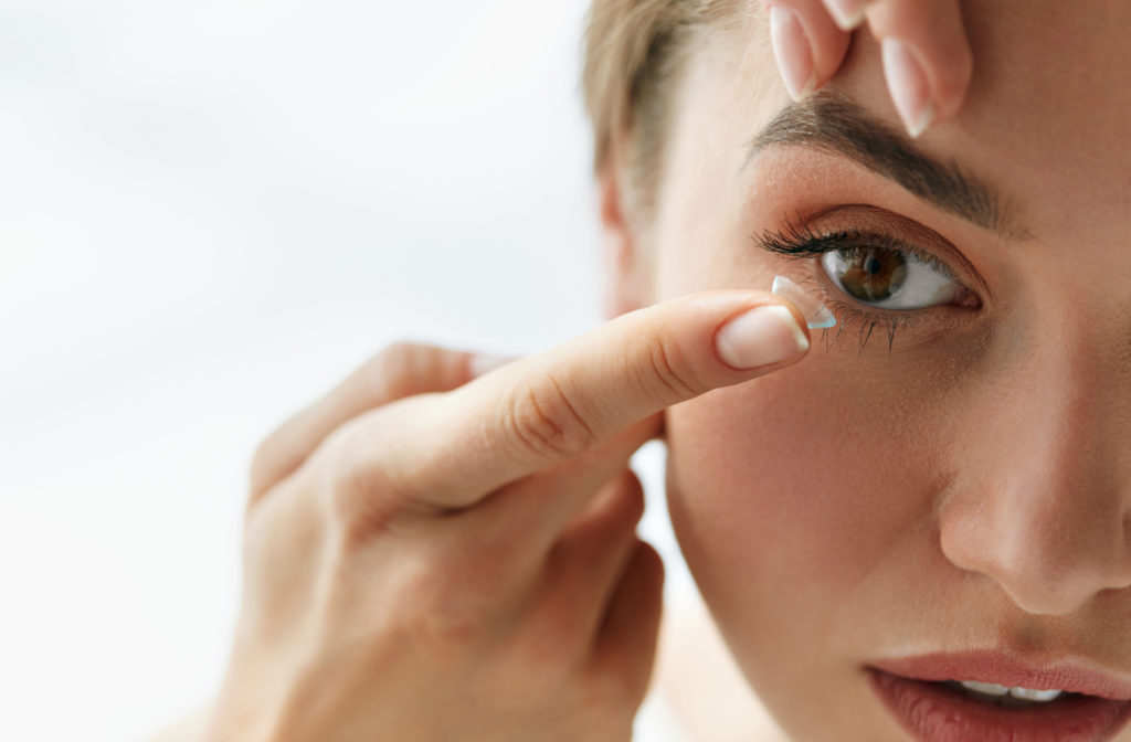 dry eyes with contacts