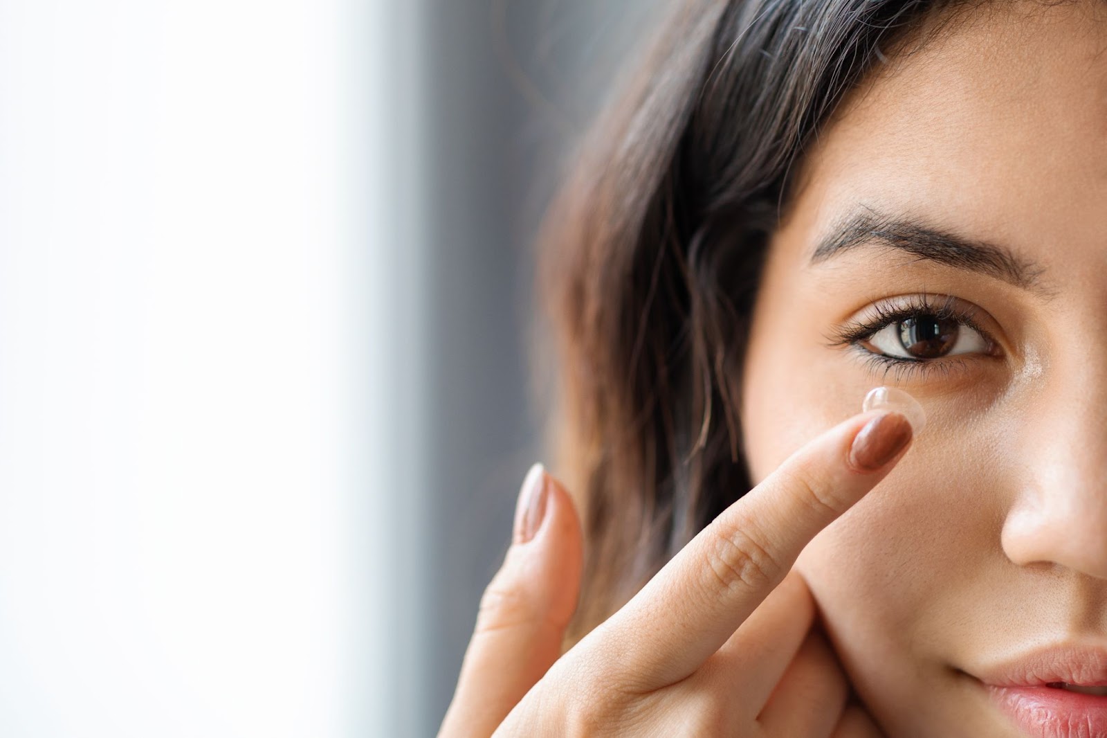 Best Contact Lenses for Dry Eyes